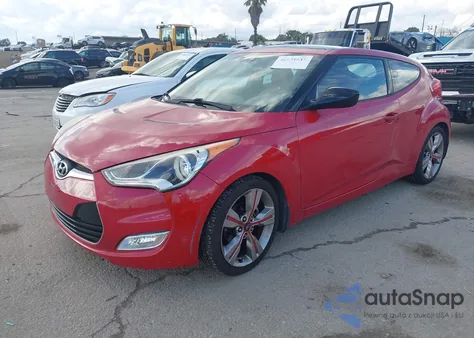2012 Hyundai Veloster Base W/Red/Black z USA, uszkodzony, nr VIN KMHTC6AD8CU058178